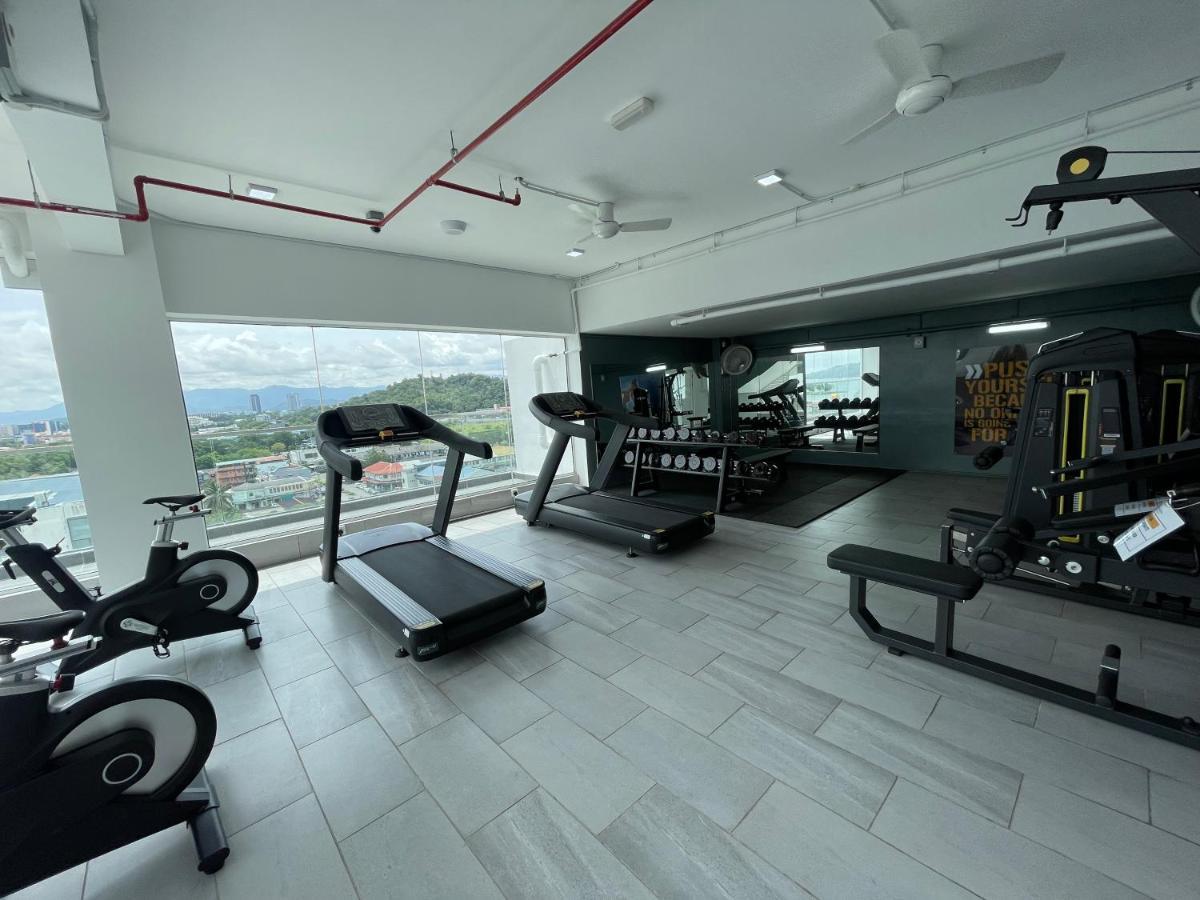 Aru Suites Homestay Wifi,Carpark,24H Check In,Water Filter By R2 Residence Kota Kinabalu Exterior foto